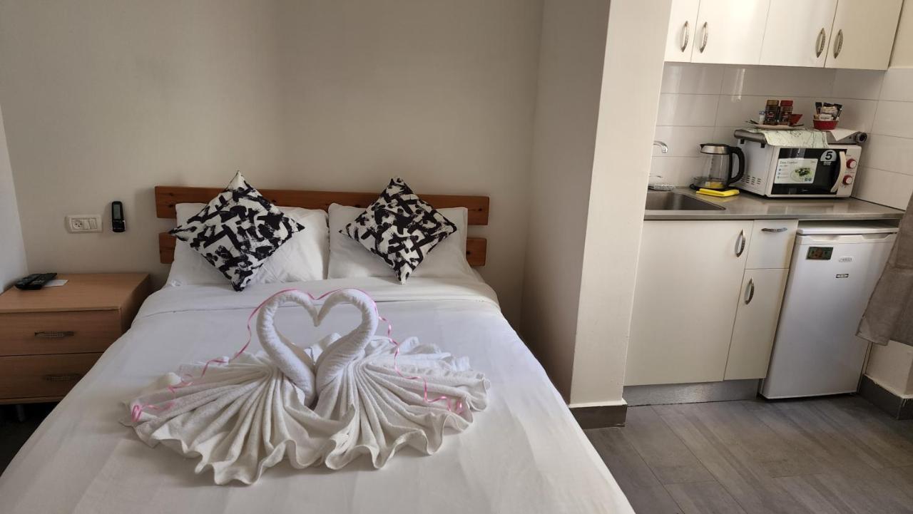 Aparthotel David Hameleh House Netanya Esterno foto