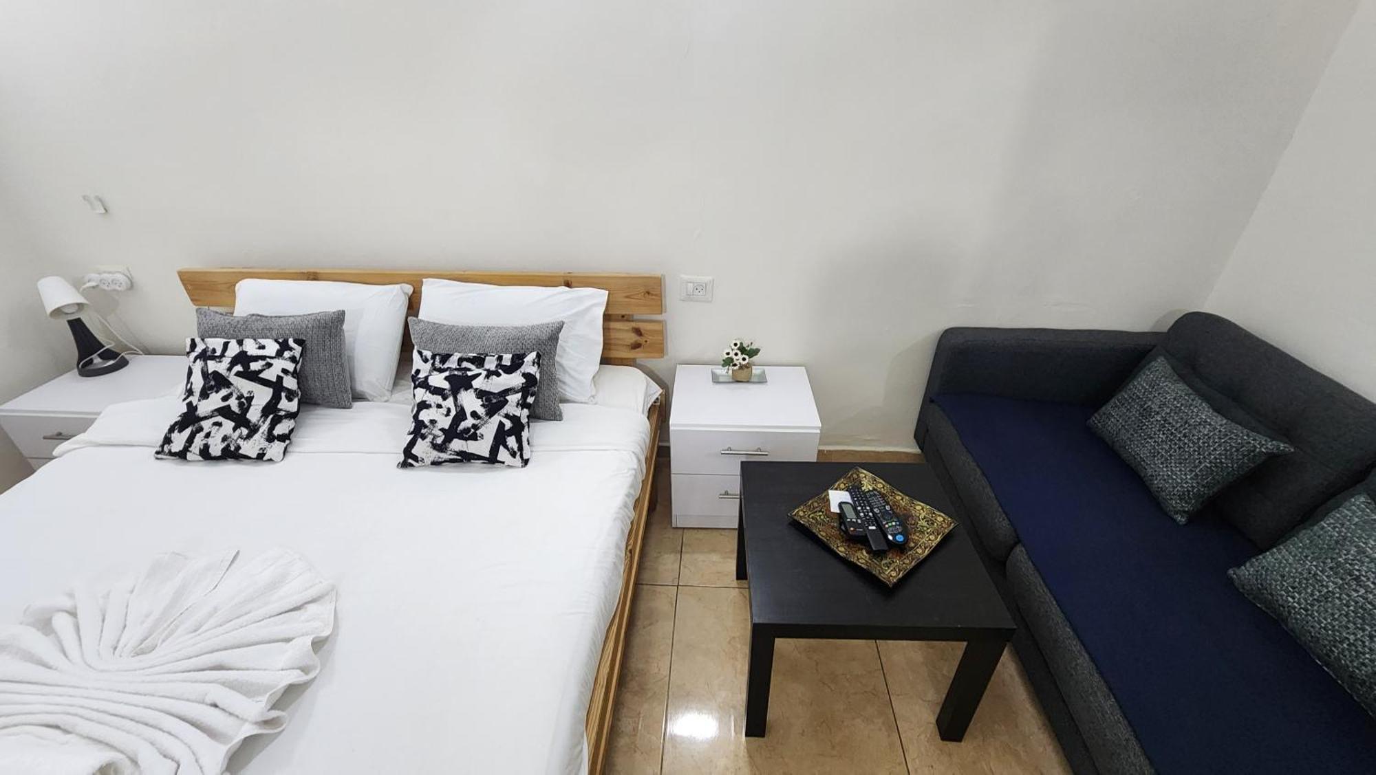 Aparthotel David Hameleh House Netanya Camera foto